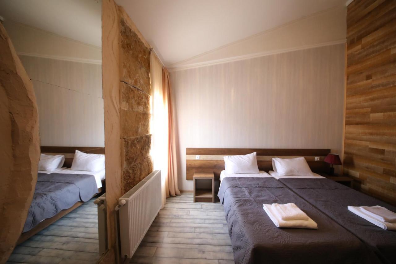 Hotel Tamari Kutaisi Ngoại thất bức ảnh