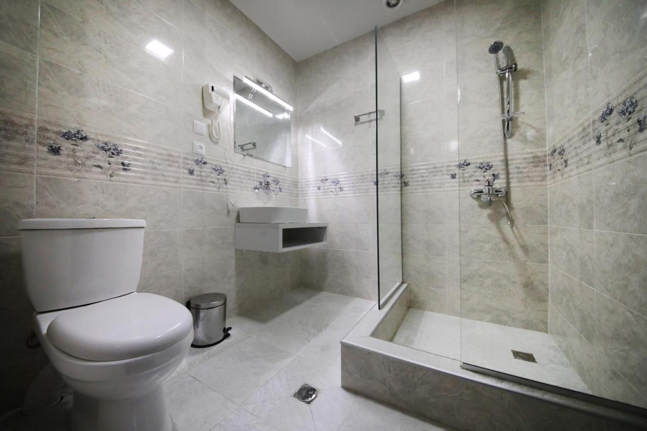 Hotel Tamari Kutaisi Ngoại thất bức ảnh